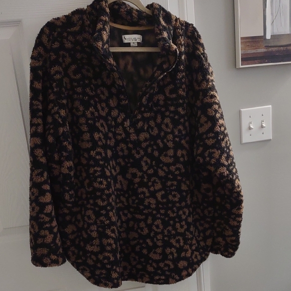 Koolaburra Jackets & Blazers - Koolaburra Black & Brown Leopard Teddy Zip Jacket